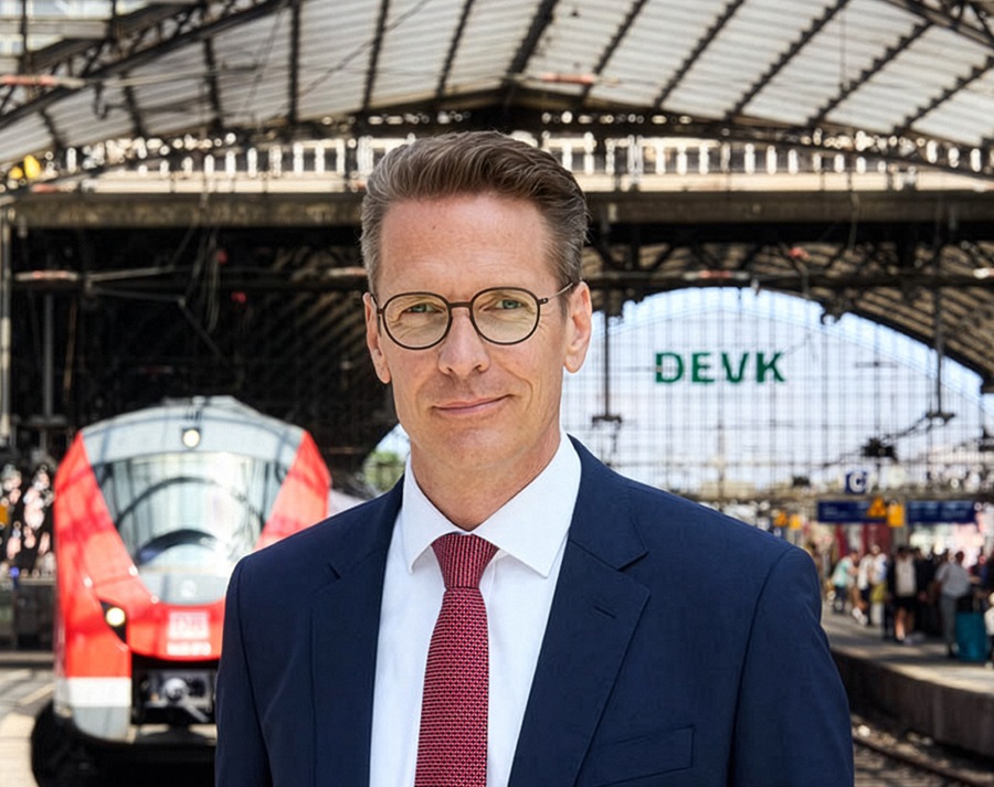 Portraitbild von Michael Knaup, Vorstandsvorsitzender der DEVK