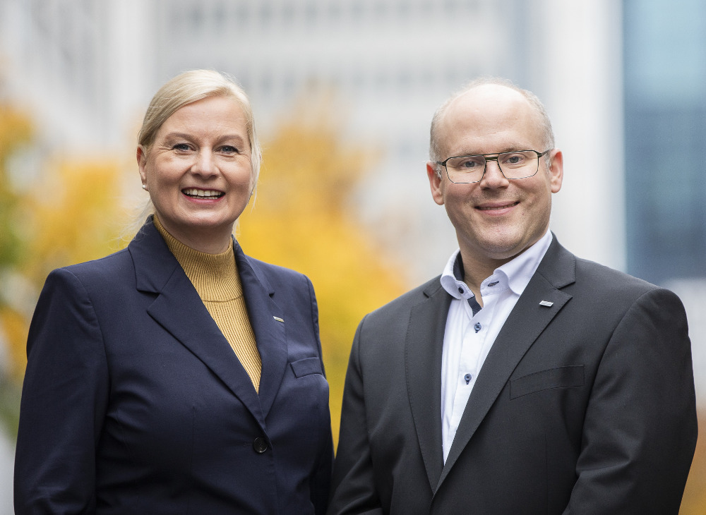 Vorstände der BAHN-BKK Vorstand der BAHN-BKK: Christine Enenkel und Dominik Dany